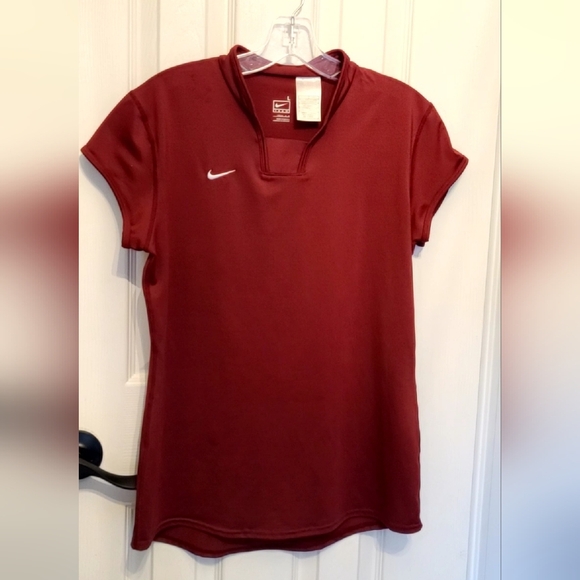 Nike Tops - NIKE - Women's Golf/Active Cap Sleeve Top - Size  L